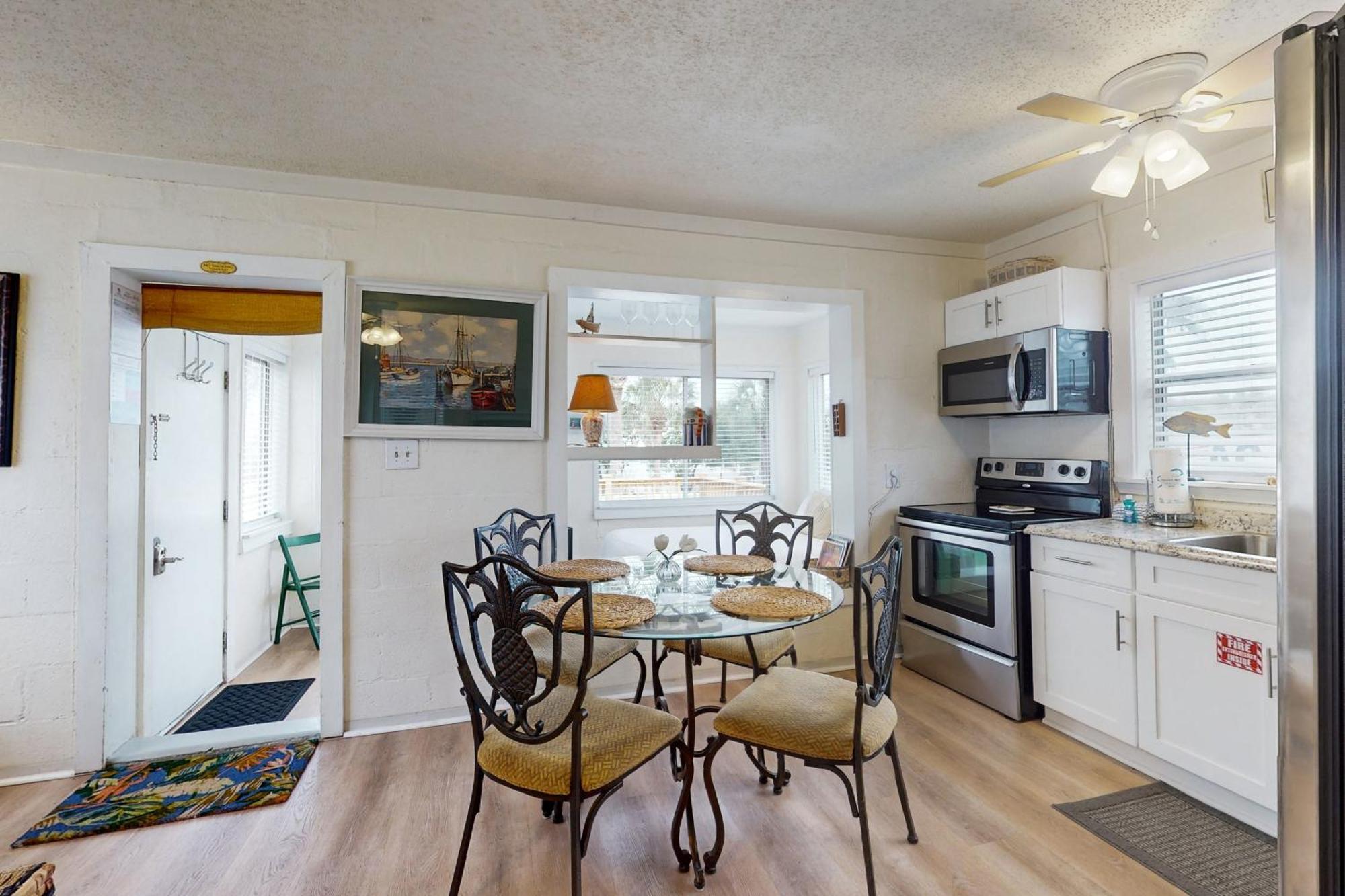 Linda'S Cozy Cottage "C" ラグナ・ビーチ エクステリア 写真